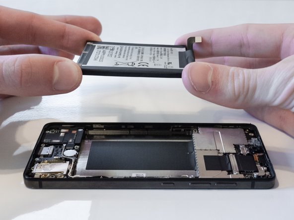 Battery replacement service for smartphones